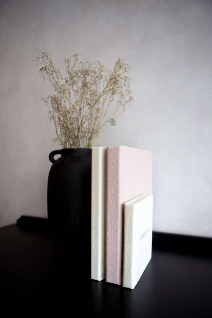 A collection of albums available via Luxe Albums for Folio Affiliate Programme